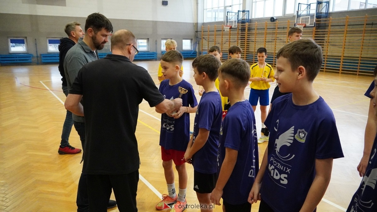 Mistrzostwa Ostrołęki w halowej piłce nożnej [15.12.2024] - zdjęcie #17 - eOstroleka.pl