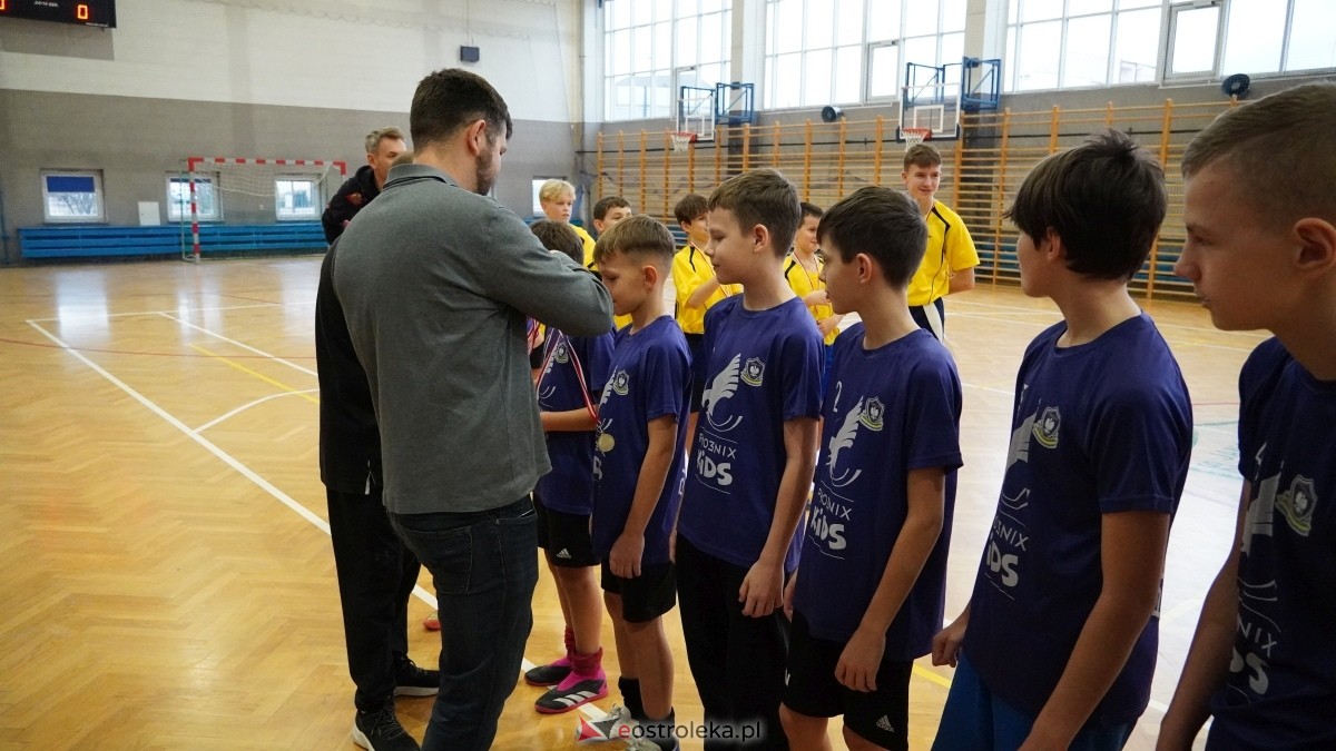 Mistrzostwa Ostrołęki w halowej piłce nożnej [15.12.2024] - zdjęcie #13 - eOstroleka.pl