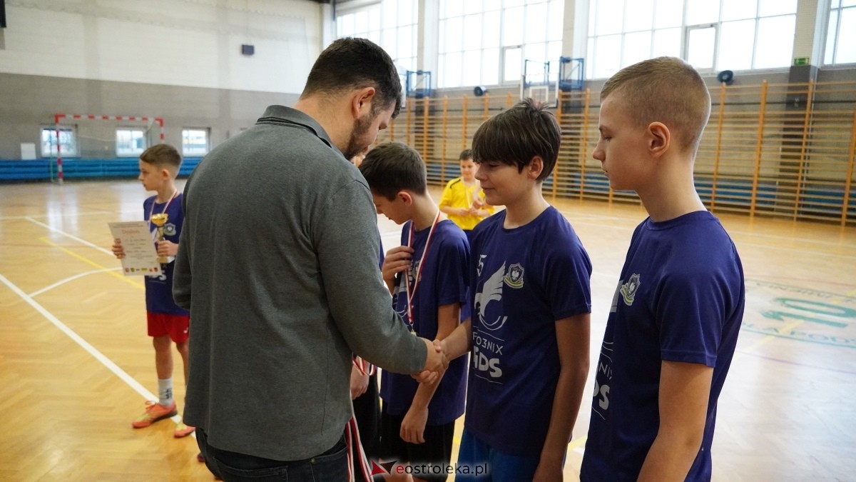 Mistrzostwa Ostrołęki w halowej piłce nożnej [15.12.2024] - zdjęcie #7 - eOstroleka.pl