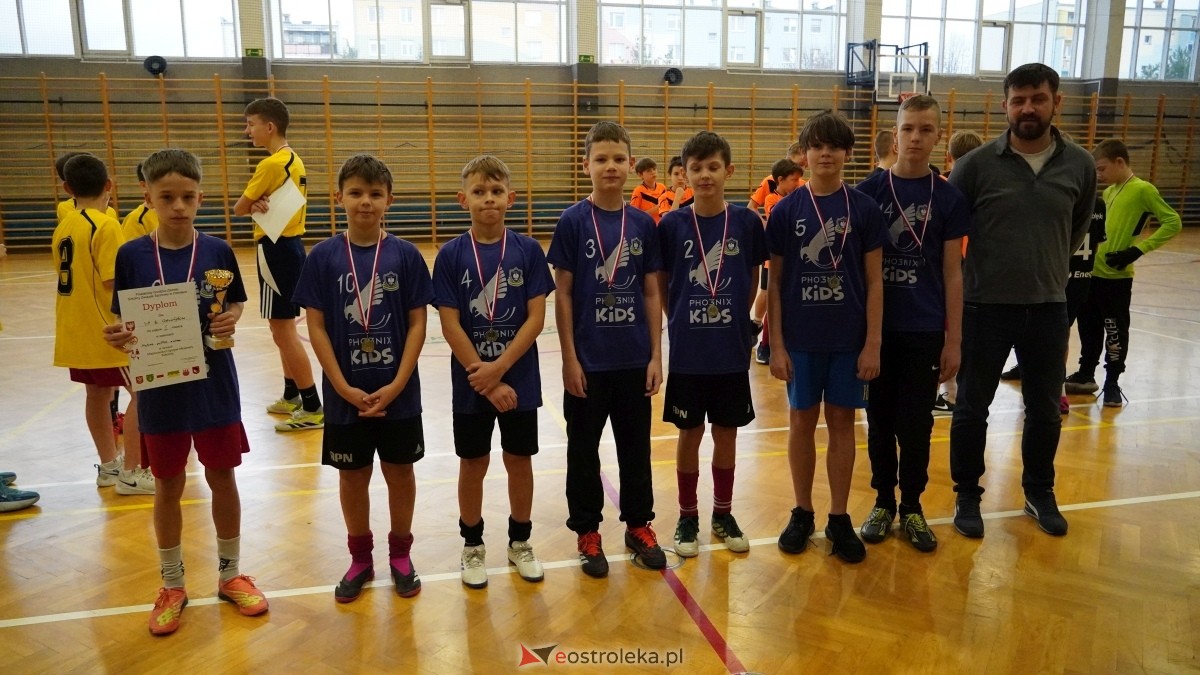 Mistrzostwa Ostrołęki w halowej piłce nożnej [15.12.2024] - zdjęcie #4 - eOstroleka.pl