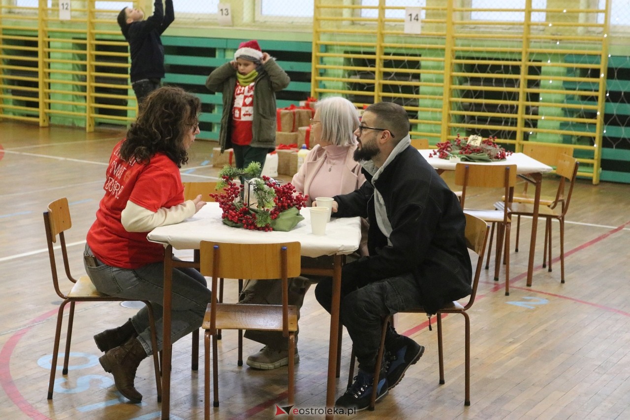 Szlachetna Paczka 2024 w Ostrołęce [15.12.2024] - zdjęcie #84 - eOstroleka.pl
