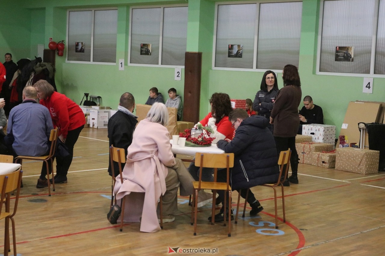 Szlachetna Paczka 2024 w Ostrołęce [15.12.2024] - zdjęcie #67 - eOstroleka.pl