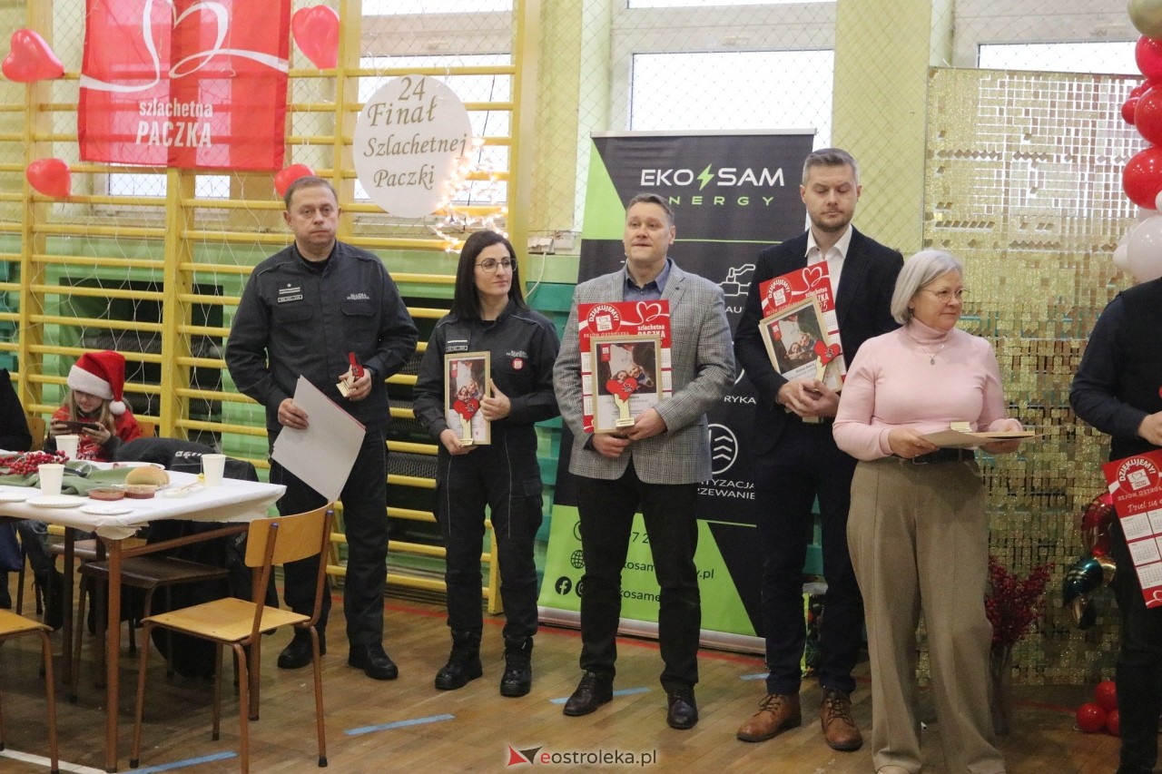 Szlachetna Paczka 2024 w Ostrołęce [15.12.2024] - zdjęcie #40 - eOstroleka.pl