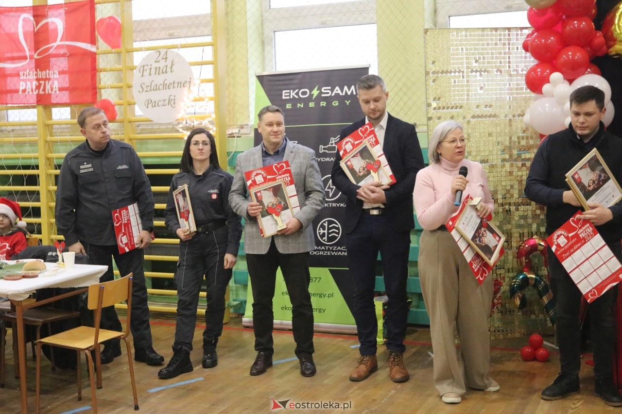 Szlachetna Paczka 2024 w Ostrołęce [15.12.2024] - zdjęcie #33 - eOstroleka.pl