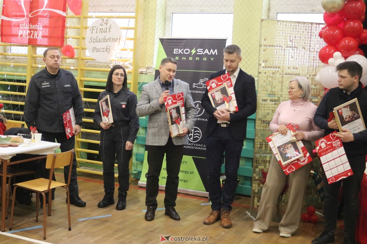 Szlachetna Paczka 2024 w Ostrołęce [15.12.2024] - zdjęcie #30 - eOstroleka.pl