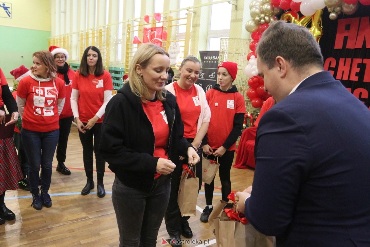 Szlachetna Paczka 2024 w Ostrołęce [15.12.2024] - zdjęcie #24 - eOstroleka.pl