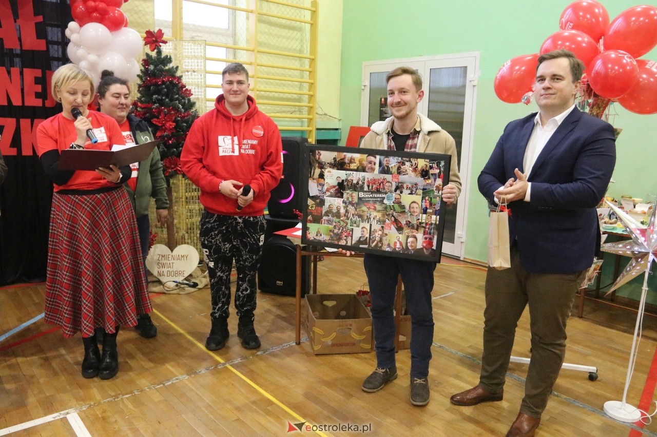 Szlachetna Paczka 2024 w Ostrołęce [15.12.2024] - zdjęcie #15 - eOstroleka.pl