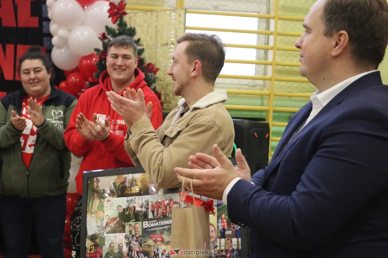 Szlachetna Paczka 2024 w Ostrołęce [15.12.2024] - zdjęcie #14 - eOstroleka.pl