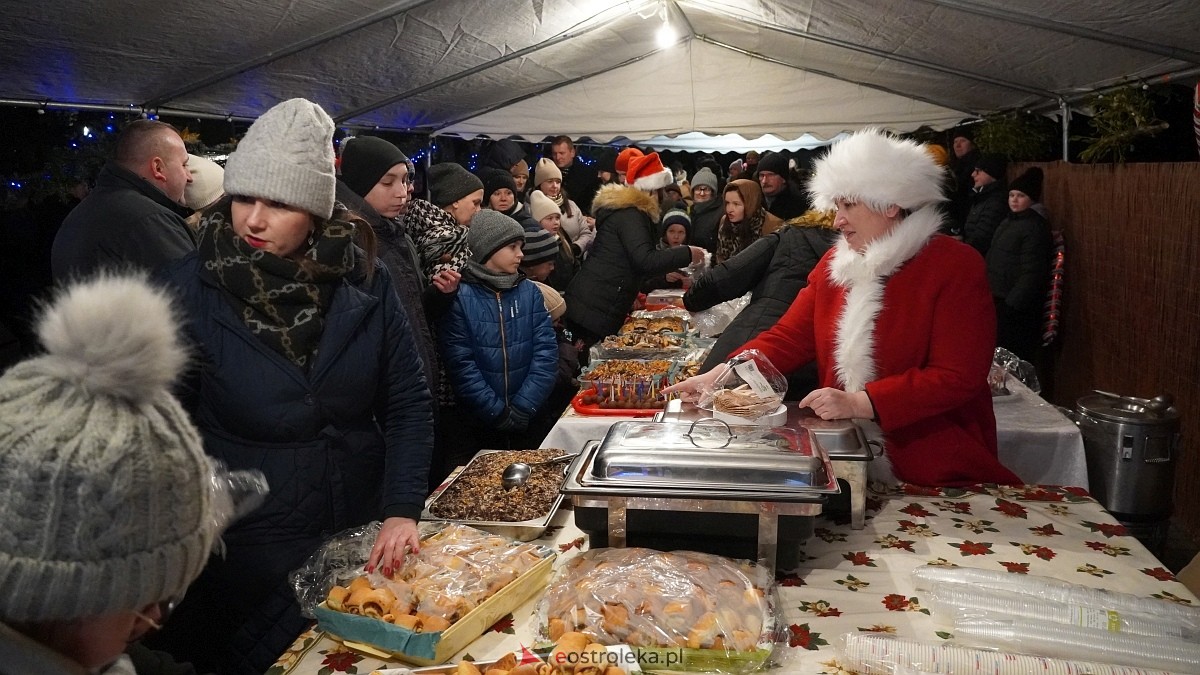 Baranowskie Spotkanie Opłatkowe [15.12.2024] - zdjęcie #6 - eOstroleka.pl