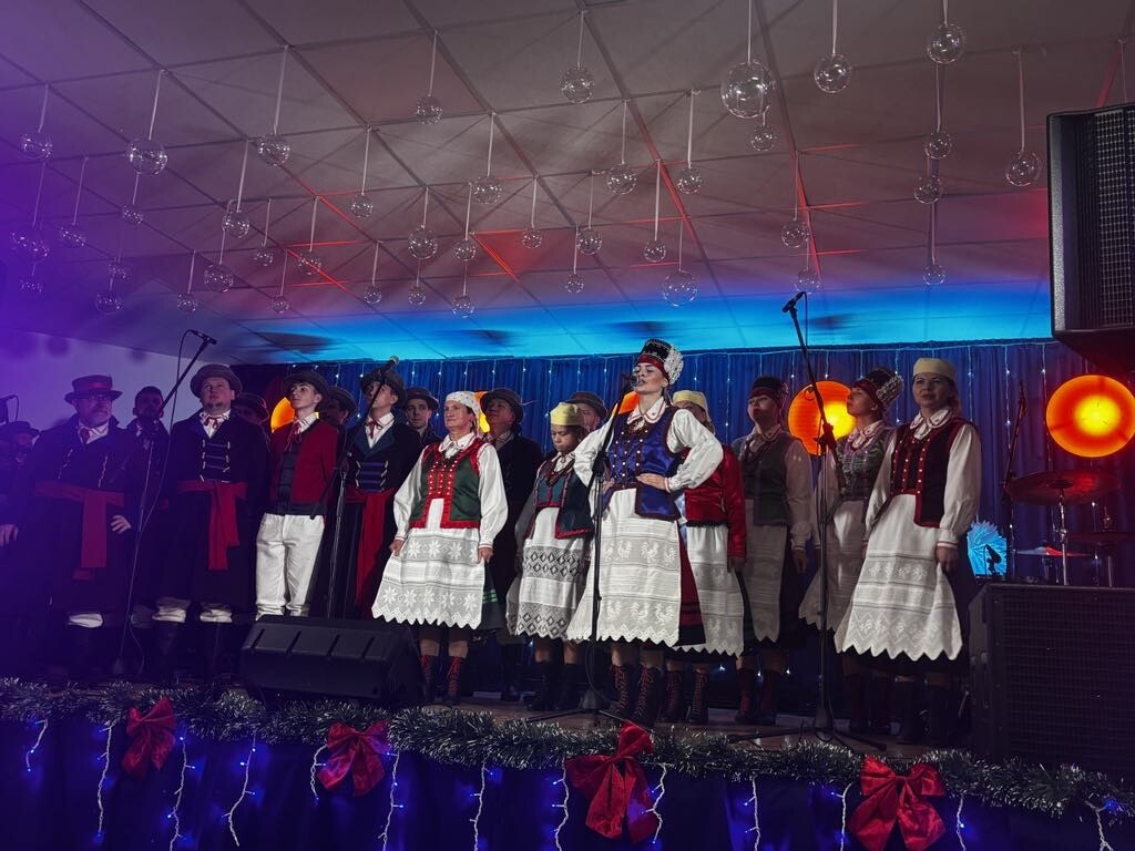 VI Jarmark Bożonarodzeniowy w Czarni [15.12.2024] - zdjęcie #19 - eOstroleka.pl