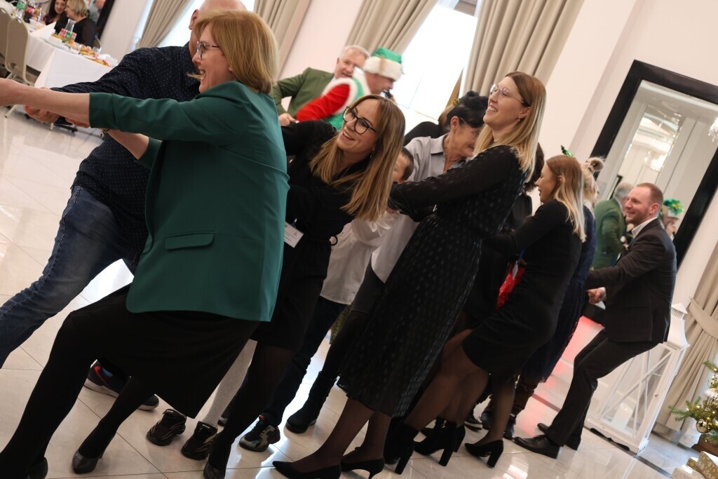 „I Ty możesz spotkać Mikołaja” – świąteczne spotkanie w Ostrołęce [13.12.2024] - zdjęcie #4 - eOstroleka.pl