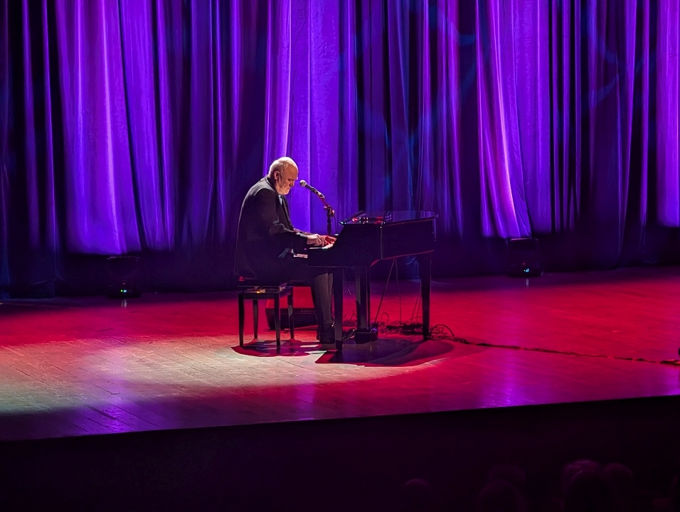 Koncert Ryszarda Rynkowskiego w Ostrołęce [16.12.2024] - zdjęcie #7 - eOstroleka.pl