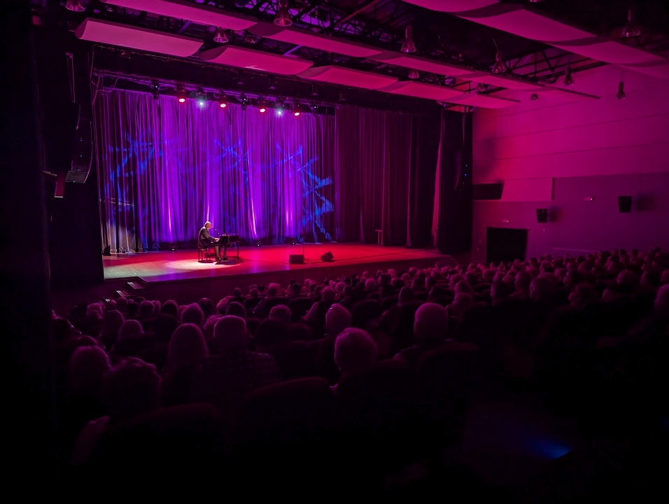 Koncert Ryszarda Rynkowskiego w Ostrołęce [16.12.2024] - zdjęcie #3 - eOstroleka.pl