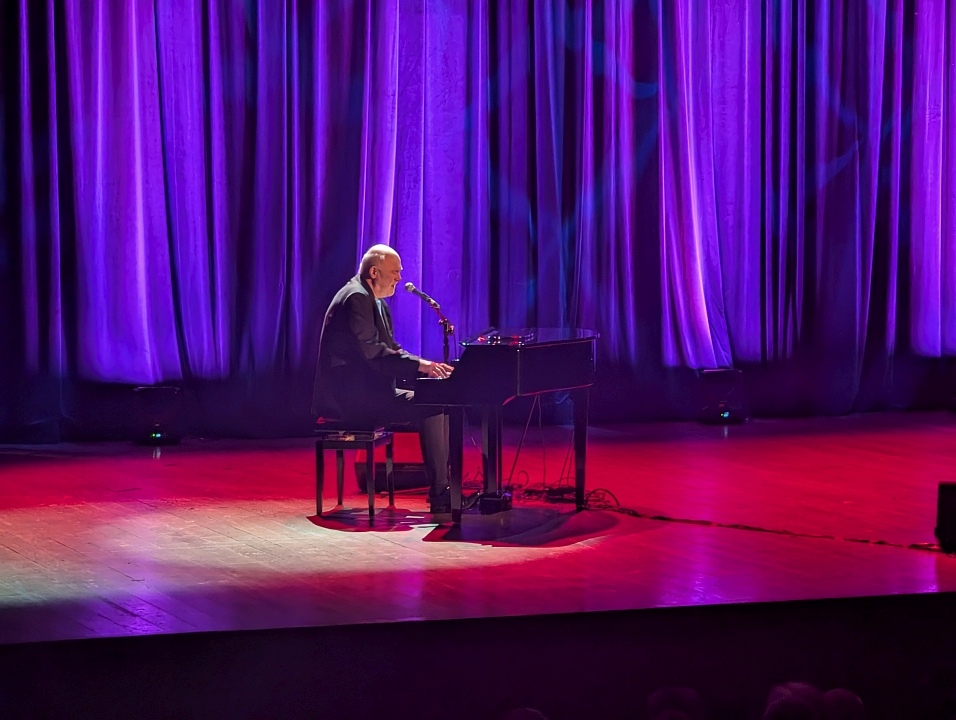 Koncert Ryszarda Rynkowskiego w Ostrołęce [16.12.2024] - zdjęcie #1 - eOstroleka.pl