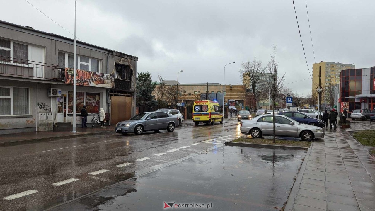 Wypadek na Inwalidów Wojennych w Ostrołęce [17.12.2024] - zdjęcie #7 - eOstroleka.pl