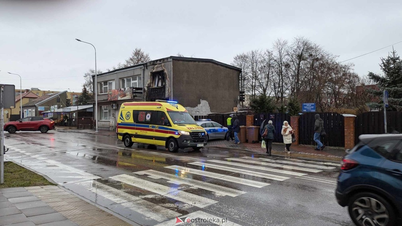 Wypadek na Inwalidów Wojennych w Ostrołęce [17.12.2024] - zdjęcie #5 - eOstroleka.pl