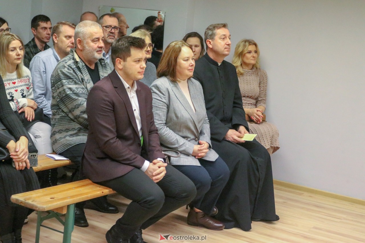 Jasełka w Naszej Szkole w Ostrołęce [17.12.2024] - zdjęcie #30 - eOstroleka.pl