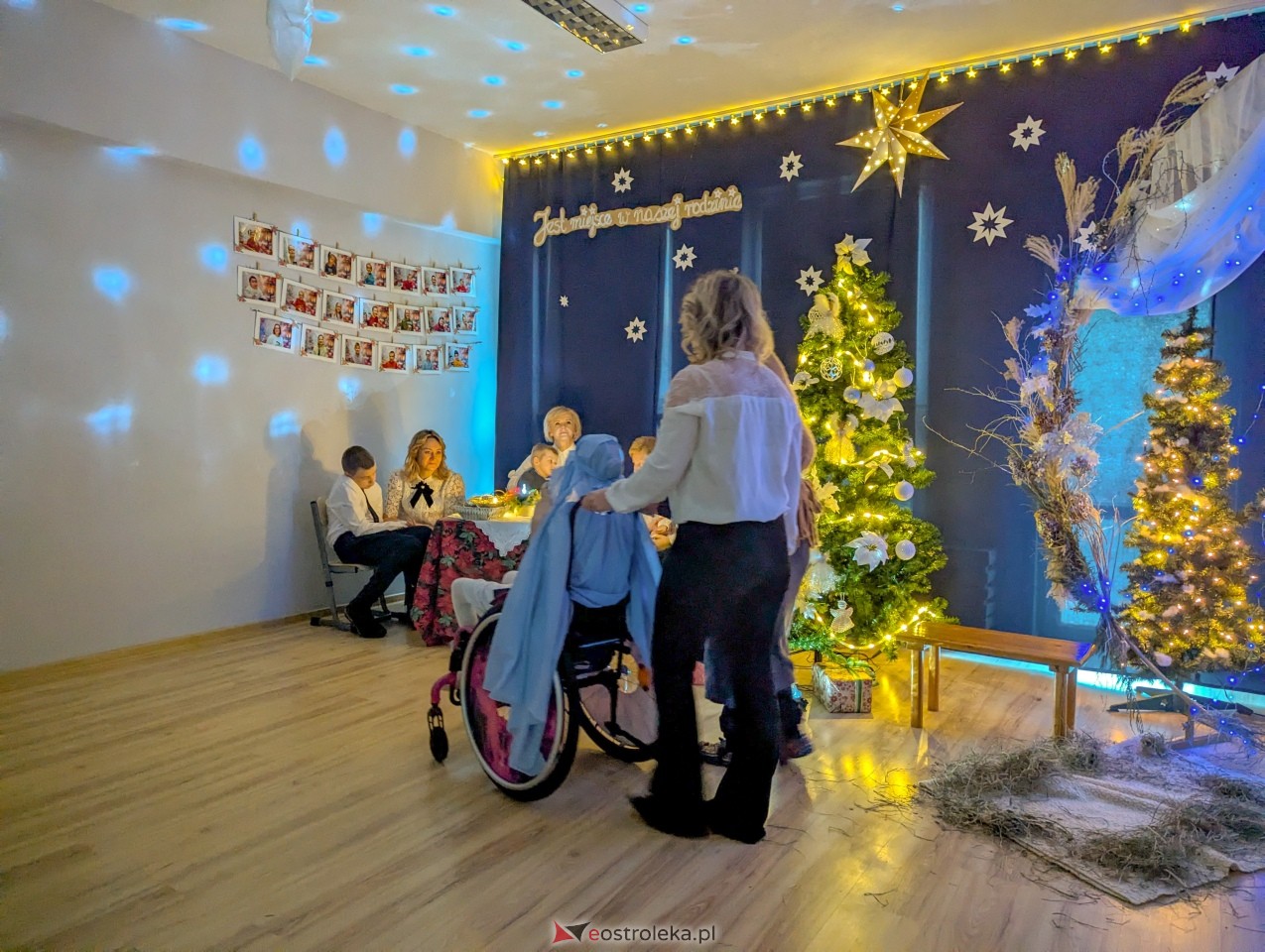 Jasełka w Naszej Szkole w Ostrołęce [17.12.2024] - zdjęcie #23 - eOstroleka.pl