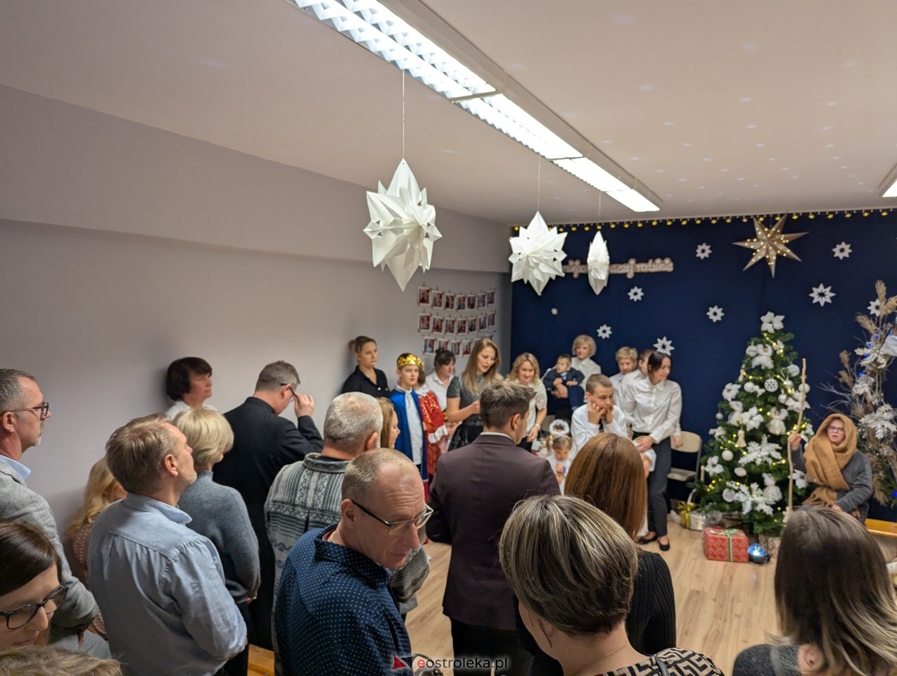 Jasełka w Naszej Szkole w Ostrołęce [17.12.2024] - zdjęcie #1 - eOstroleka.pl