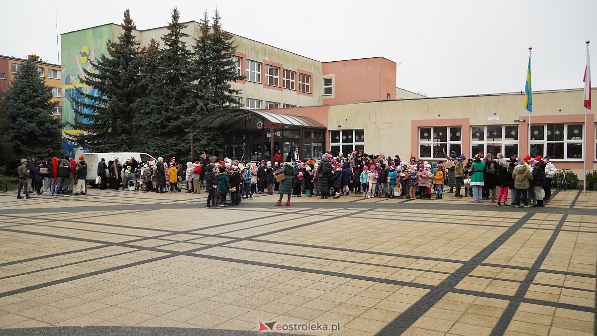 Akcja Piernik za uśmiech w Ostrołęce [18.12.2024] - zdjęcie #85 - eOstroleka.pl