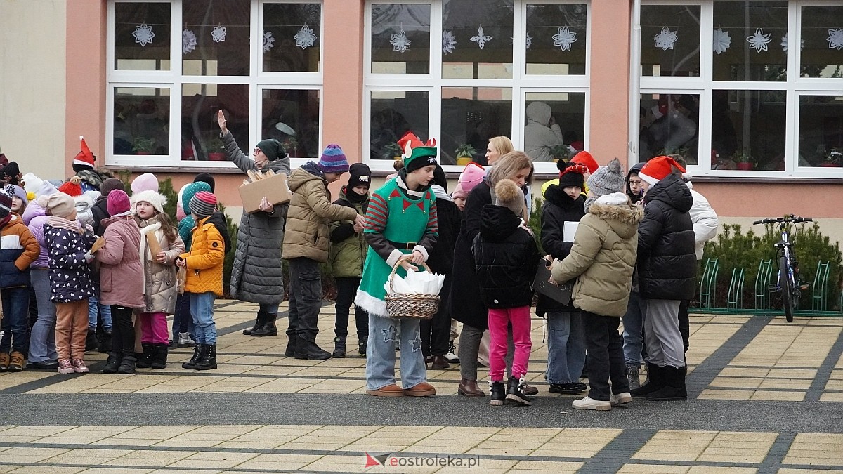 Akcja Piernik za uśmiech w Ostrołęce [18.12.2024] - zdjęcie #84 - eOstroleka.pl