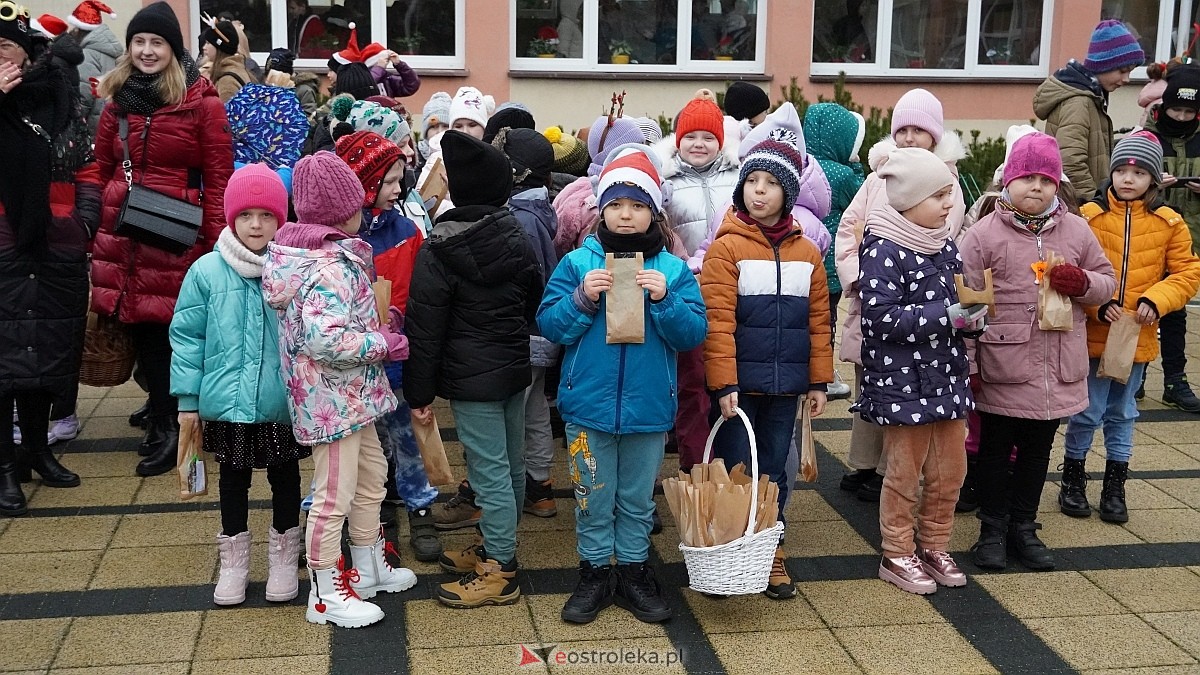 Akcja Piernik za uśmiech w Ostrołęce [18.12.2024] - zdjęcie #76 - eOstroleka.pl