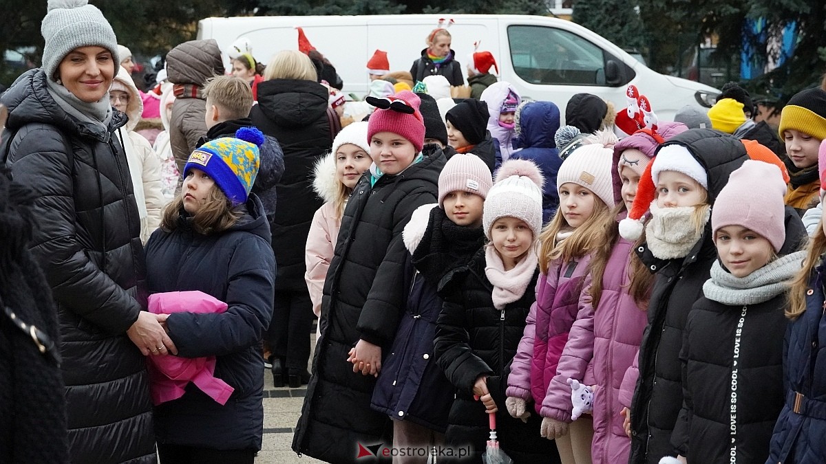 Akcja Piernik za uśmiech w Ostrołęce [18.12.2024] - zdjęcie #70 - eOstroleka.pl