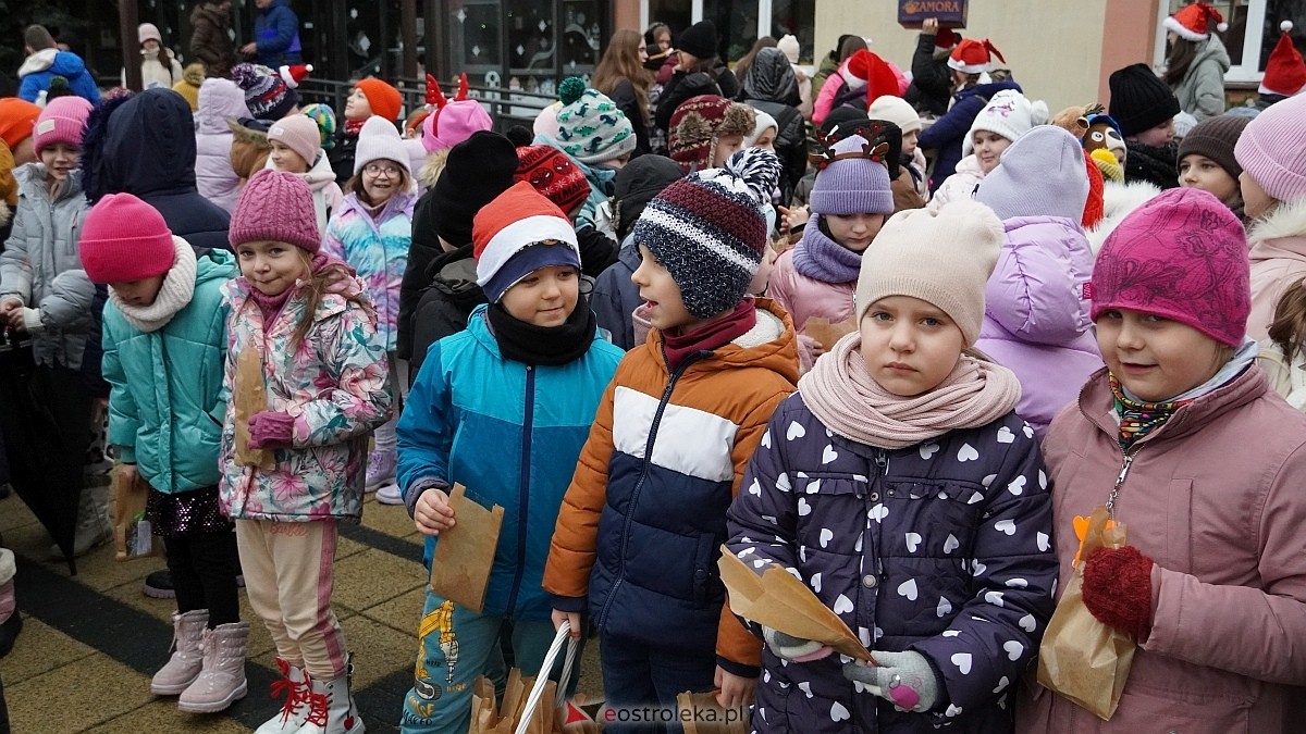 Akcja Piernik za uśmiech w Ostrołęce [18.12.2024] - zdjęcie #61 - eOstroleka.pl