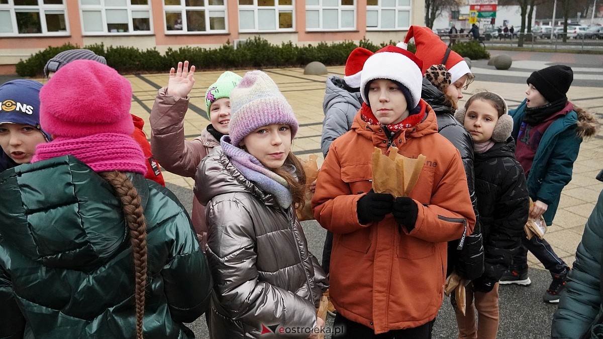 Akcja Piernik za uśmiech w Ostrołęce [18.12.2024] - zdjęcie #57 - eOstroleka.pl