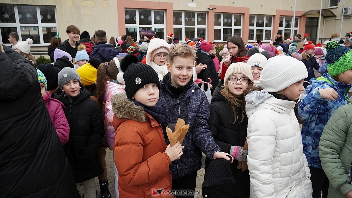 Akcja Piernik za uśmiech w Ostrołęce [18.12.2024] - zdjęcie #56 - eOstroleka.pl