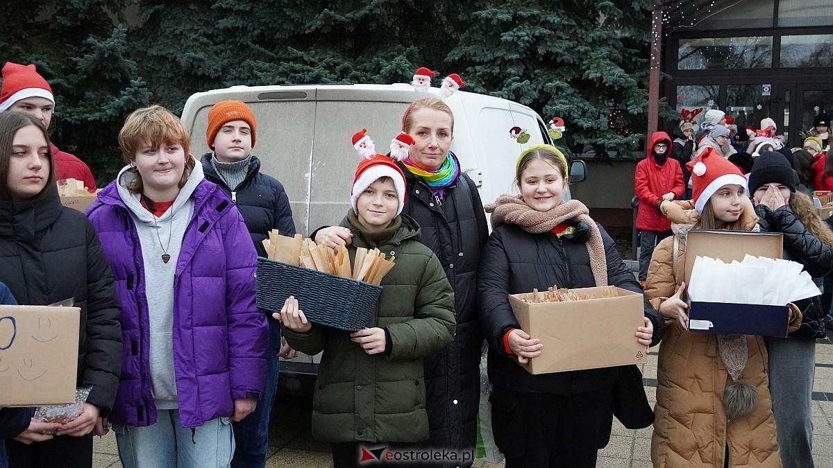 Akcja Piernik za uśmiech w Ostrołęce [18.12.2024] - zdjęcie #45 - eOstroleka.pl