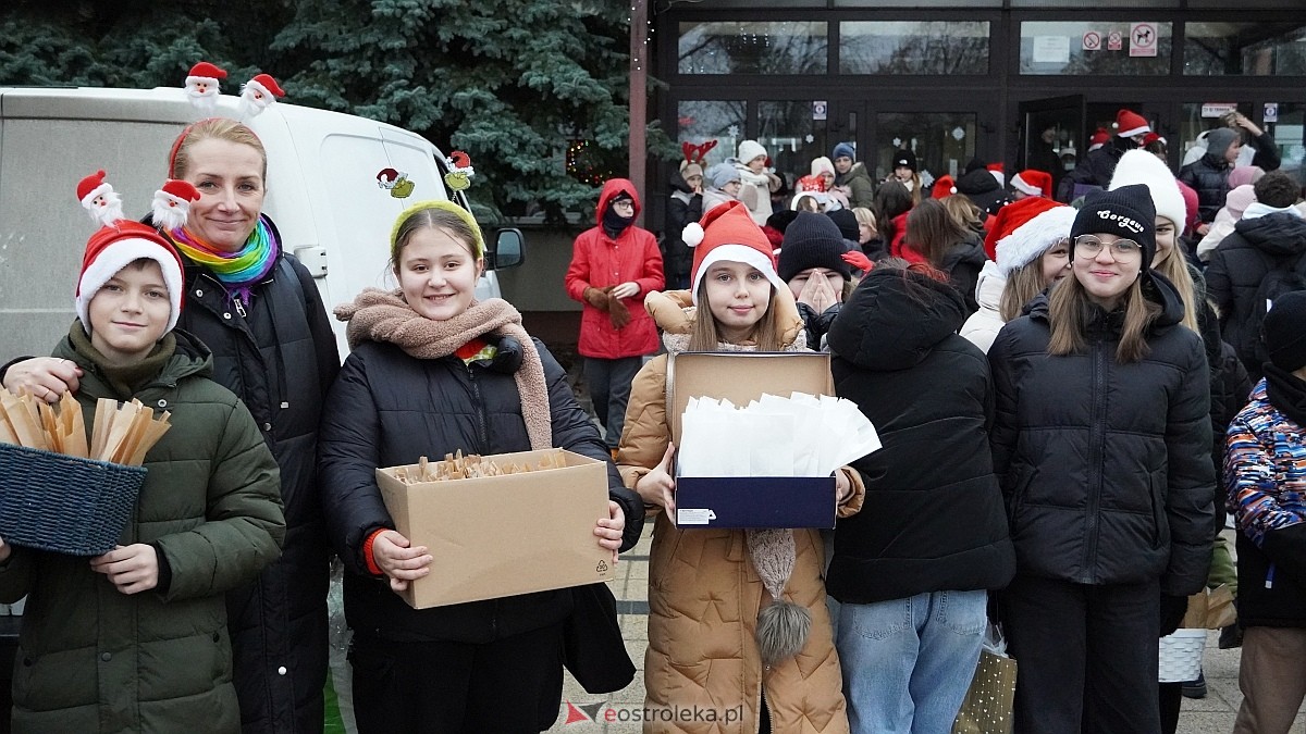 Akcja Piernik za uśmiech w Ostrołęce [18.12.2024] - zdjęcie #44 - eOstroleka.pl