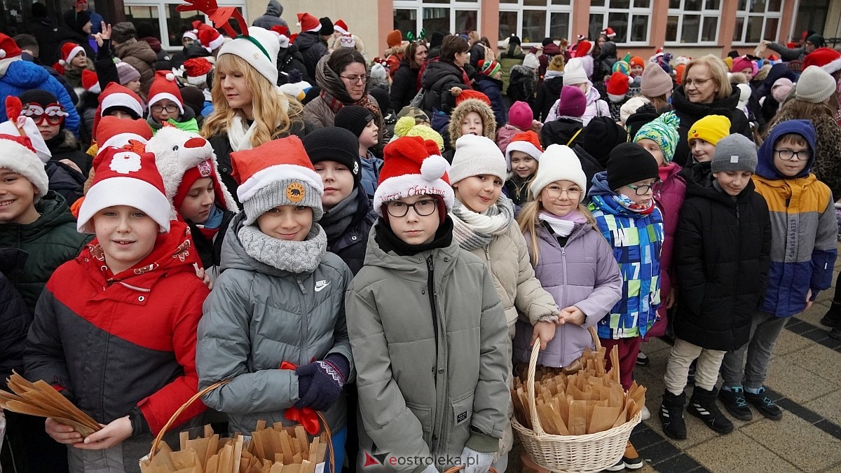 Akcja Piernik za uśmiech w Ostrołęce [18.12.2024] - zdjęcie #37 - eOstroleka.pl