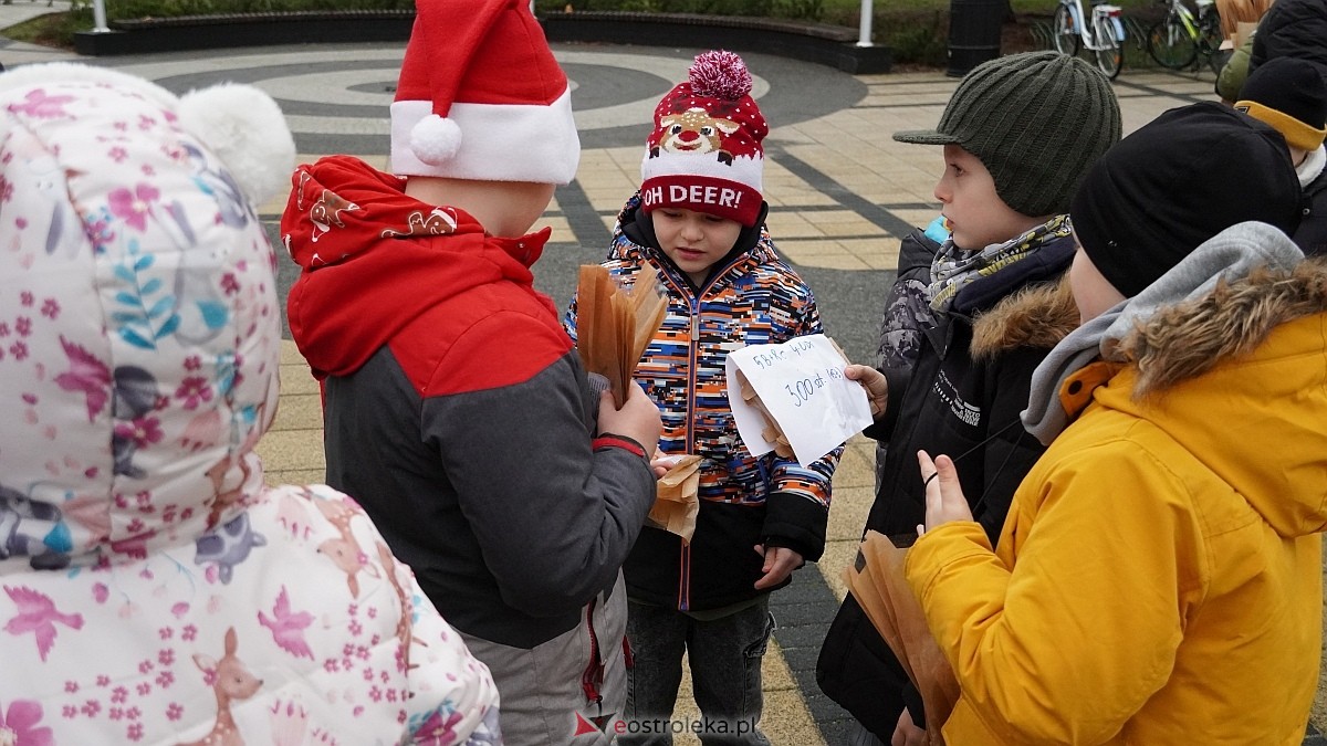 Akcja Piernik za uśmiech w Ostrołęce [18.12.2024] - zdjęcie #25 - eOstroleka.pl