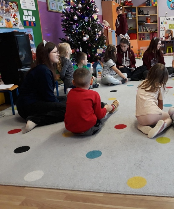 Zwolnieni z teorii[18.12.2024] - zdjęcie #2 - eOstroleka.pl