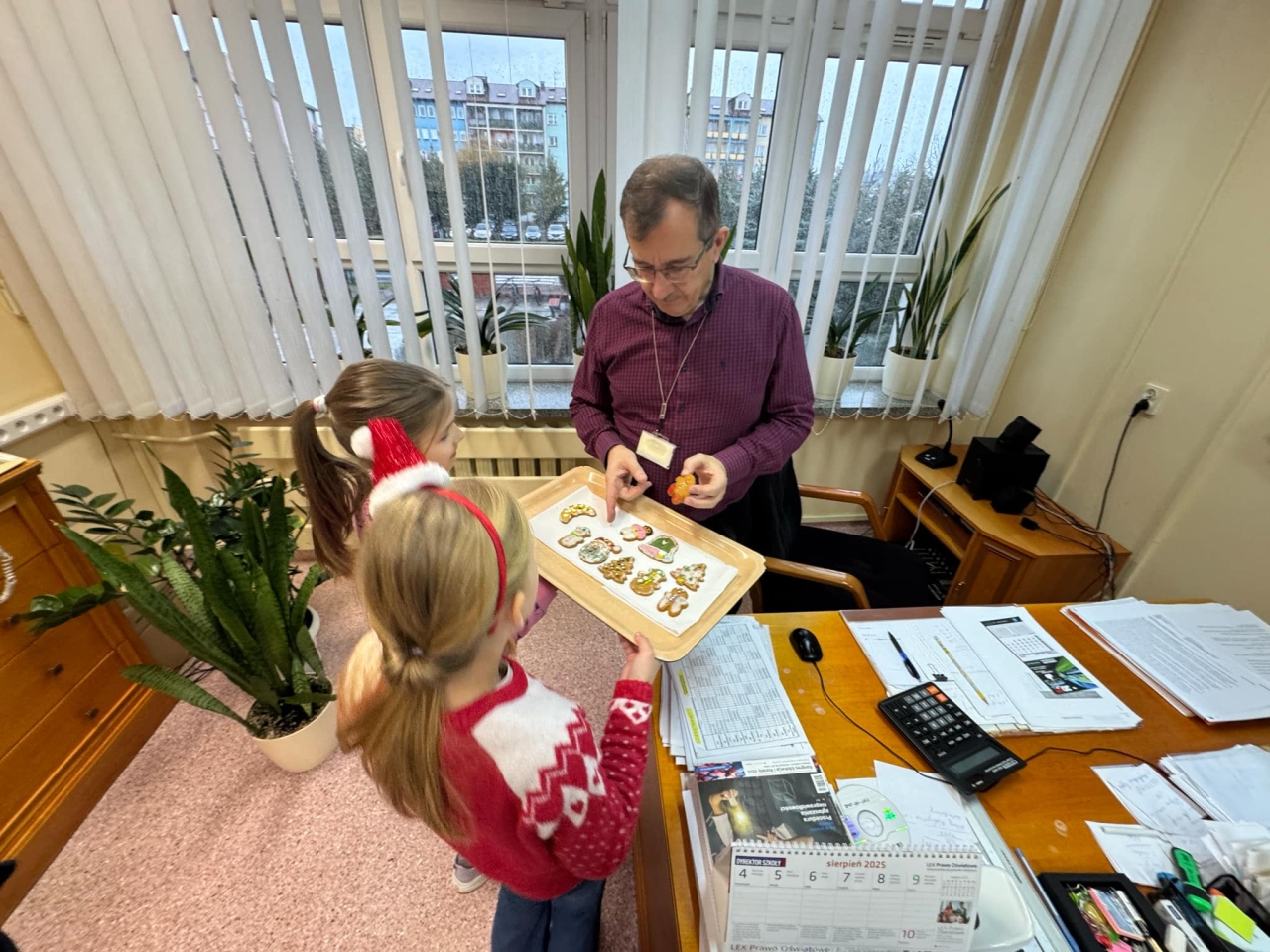 Akcja Piernik w Szkole Podstawowej nr 10 w Ostrołęce - zdjęcie #17 - eOstroleka.pl