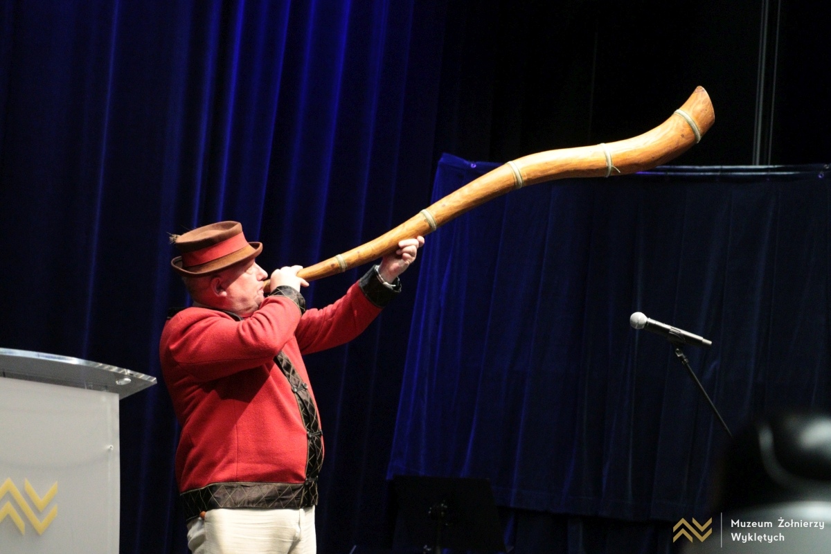 Sesja Rady Powiatu Ostrołęckiego w MŻW [19.12.2024] - zdjęcie #12 - eOstroleka.pl