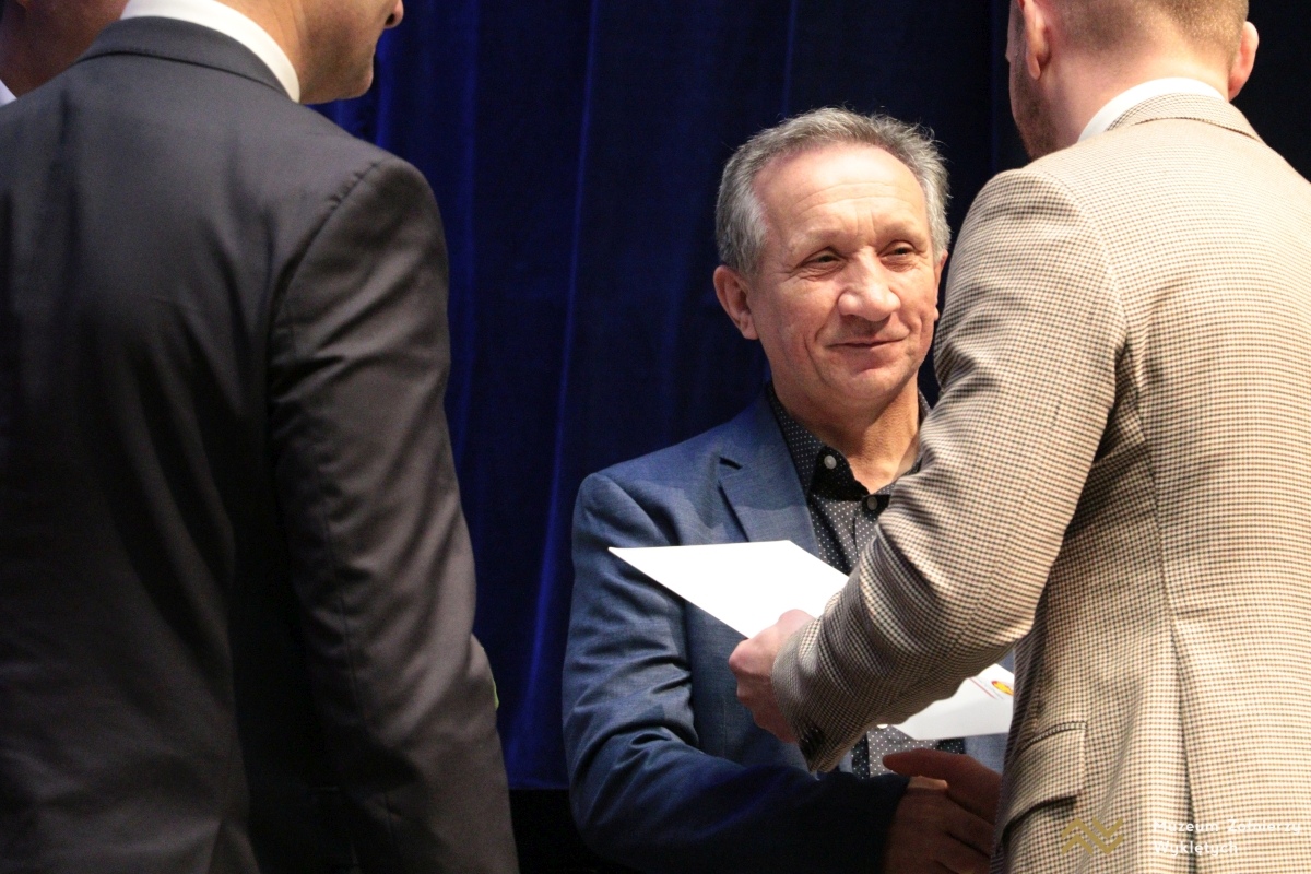 Sesja Rady Powiatu Ostrołęckiego w MŻW [19.12.2024] - zdjęcie #4 - eOstroleka.pl