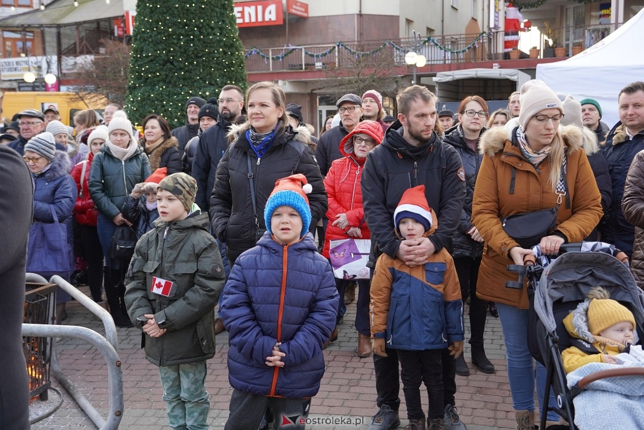Miejska Wigilia na Placu Wolności w Ostrołęce [2112.2024] - zdjęcie #68 - eOstroleka.pl