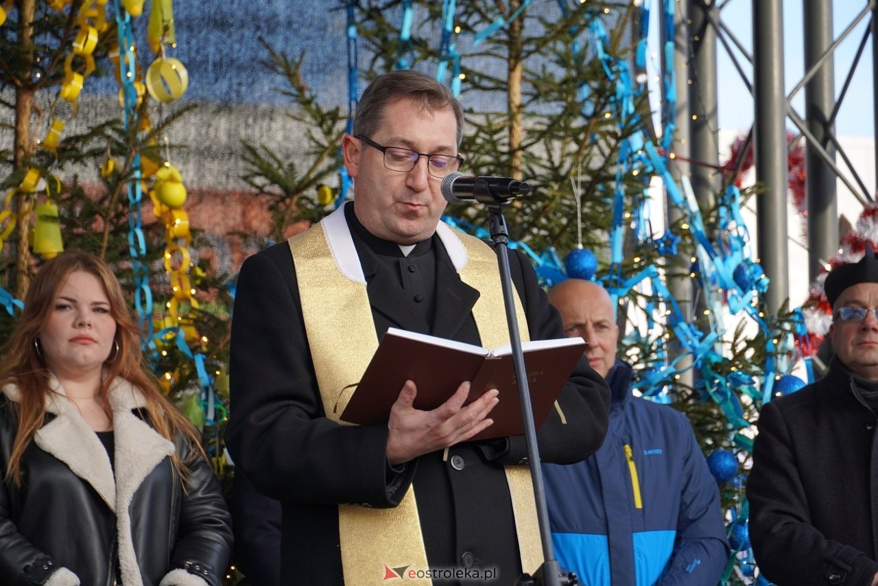 Miejska Wigilia na Placu Wolności w Ostrołęce [2112.2024] - zdjęcie #54 - eOstroleka.pl