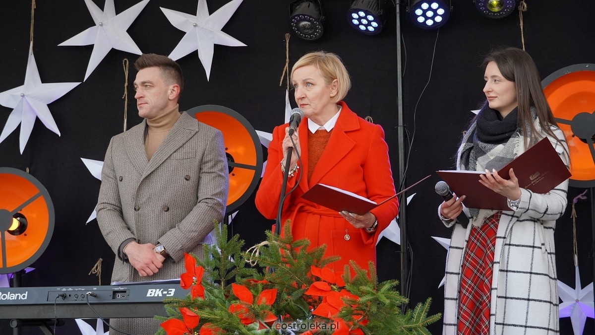 Jarmark Bożonarodzeniowy w Czerwinie [21.12.2024] - zdjęcie #90 - eOstroleka.pl