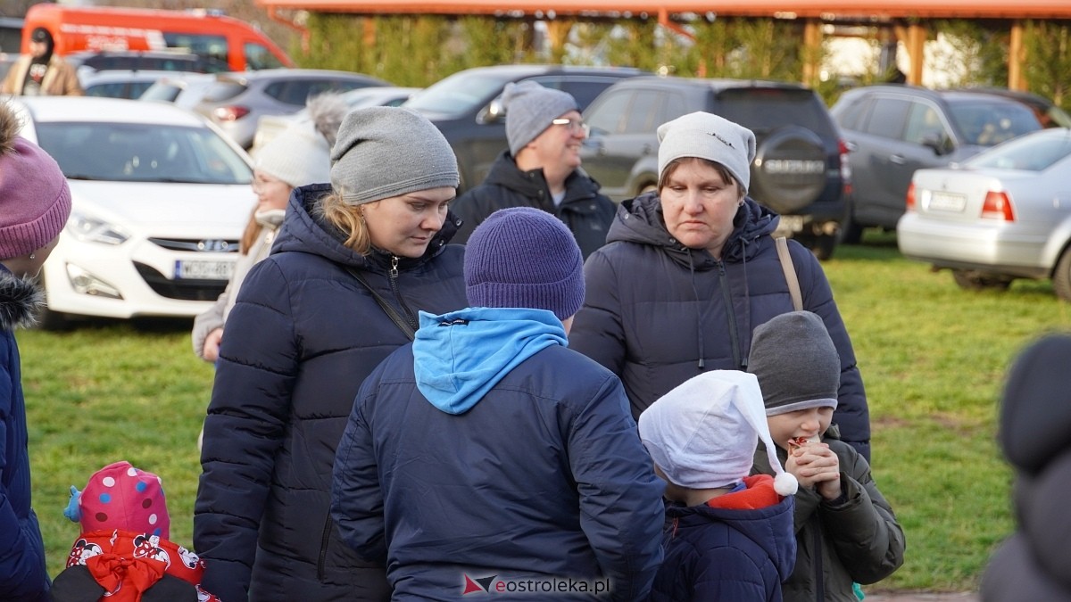 Jarmark Bożonarodzeniowy w Czerwinie [21.12.2024] - zdjęcie #87 - eOstroleka.pl