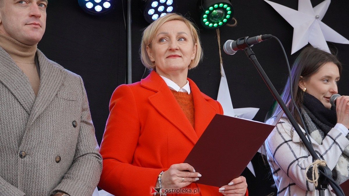 Jarmark Bożonarodzeniowy w Czerwinie [21.12.2024] - zdjęcie #80 - eOstroleka.pl