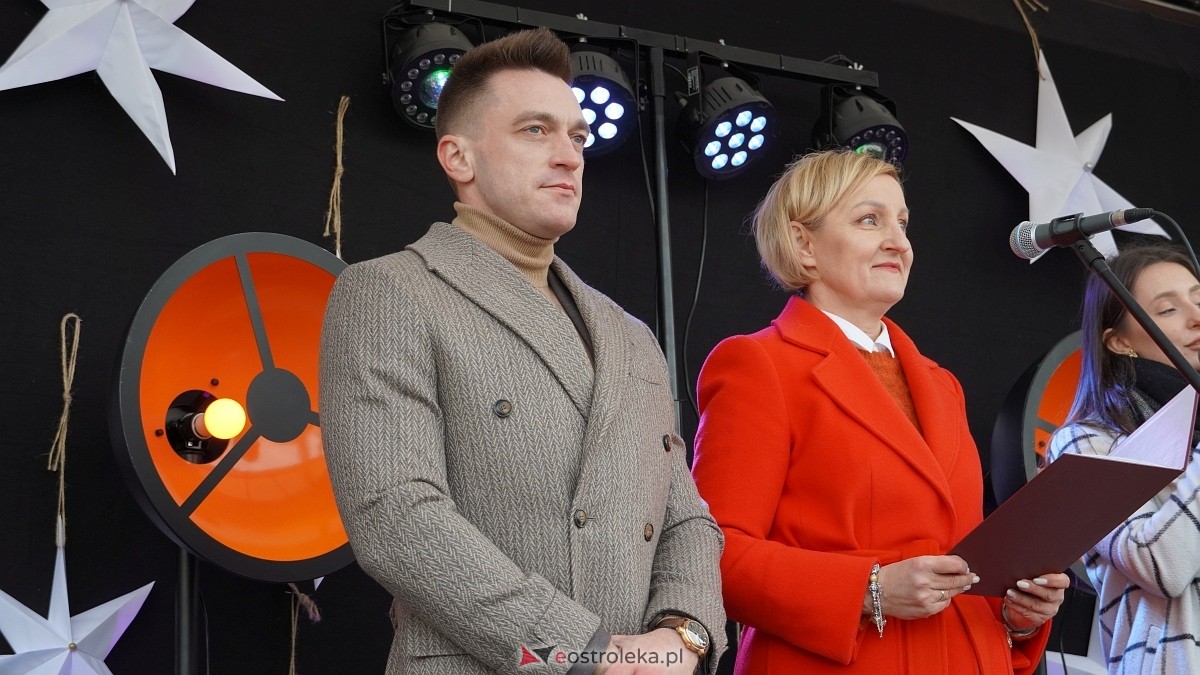 Jarmark Bożonarodzeniowy w Czerwinie [21.12.2024] - zdjęcie #79 - eOstroleka.pl