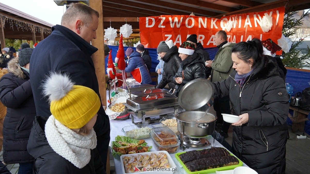 Jarmark Bożonarodzeniowy w Czerwinie [21.12.2024] - zdjęcie #66 - eOstroleka.pl