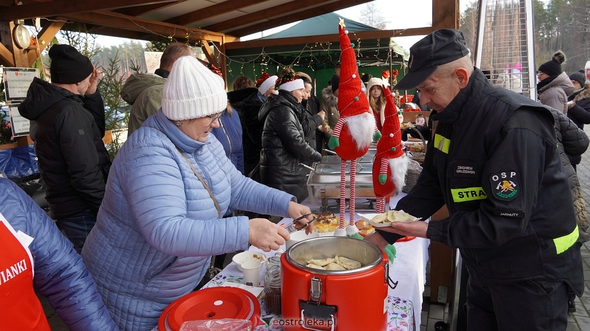 Jarmark Bożonarodzeniowy w Czerwinie [21.12.2024] - zdjęcie #61 - eOstroleka.pl