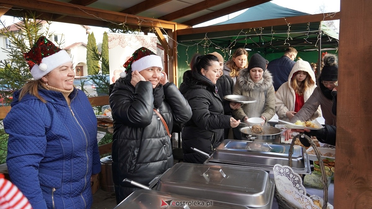 Jarmark Bożonarodzeniowy w Czerwinie [21.12.2024] - zdjęcie #60 - eOstroleka.pl
