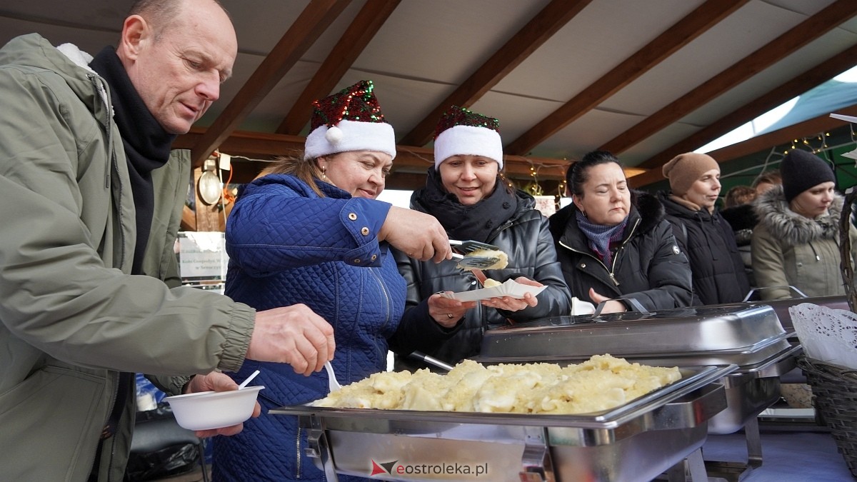 Jarmark Bożonarodzeniowy w Czerwinie [21.12.2024] - zdjęcie #59 - eOstroleka.pl