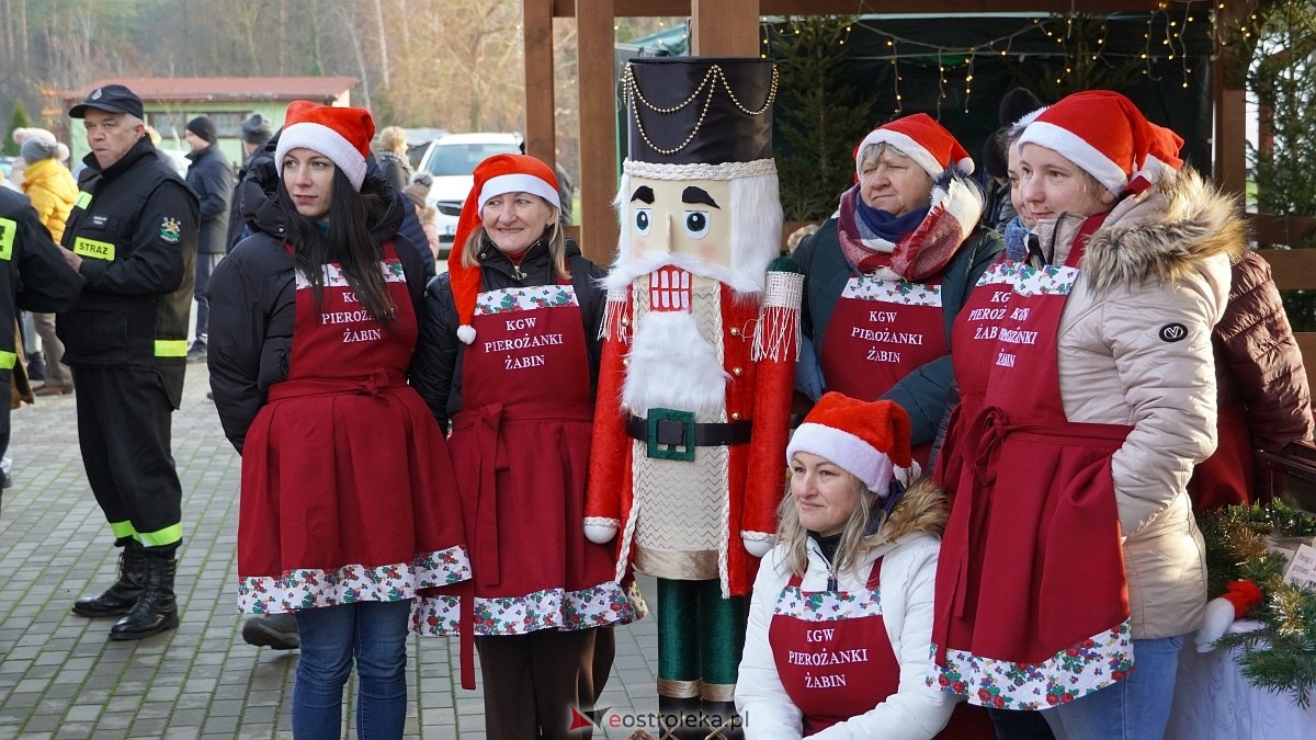 Jarmark Bożonarodzeniowy w Czerwinie [21.12.2024] - zdjęcie #56 - eOstroleka.pl