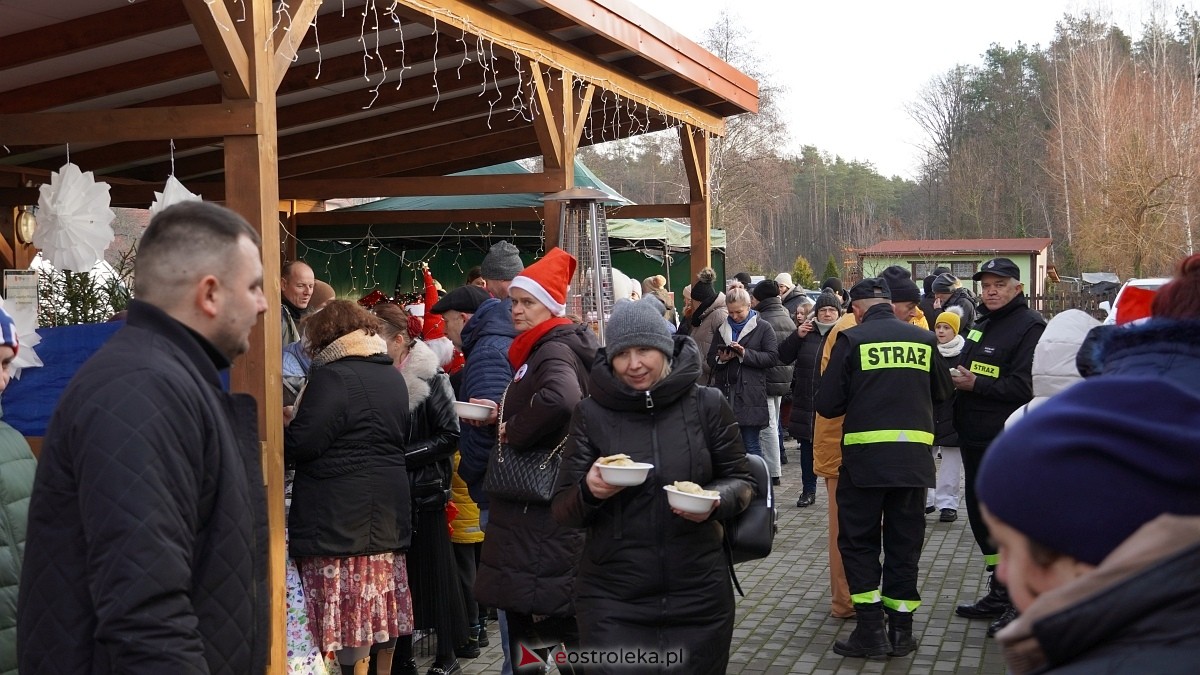 Jarmark Bożonarodzeniowy w Czerwinie [21.12.2024] - zdjęcie #55 - eOstroleka.pl
